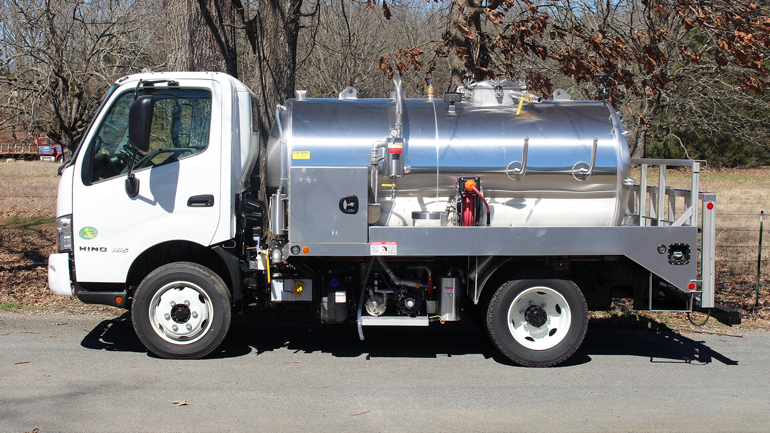 19500 GVW Truck 1100 Hino 195 03152019