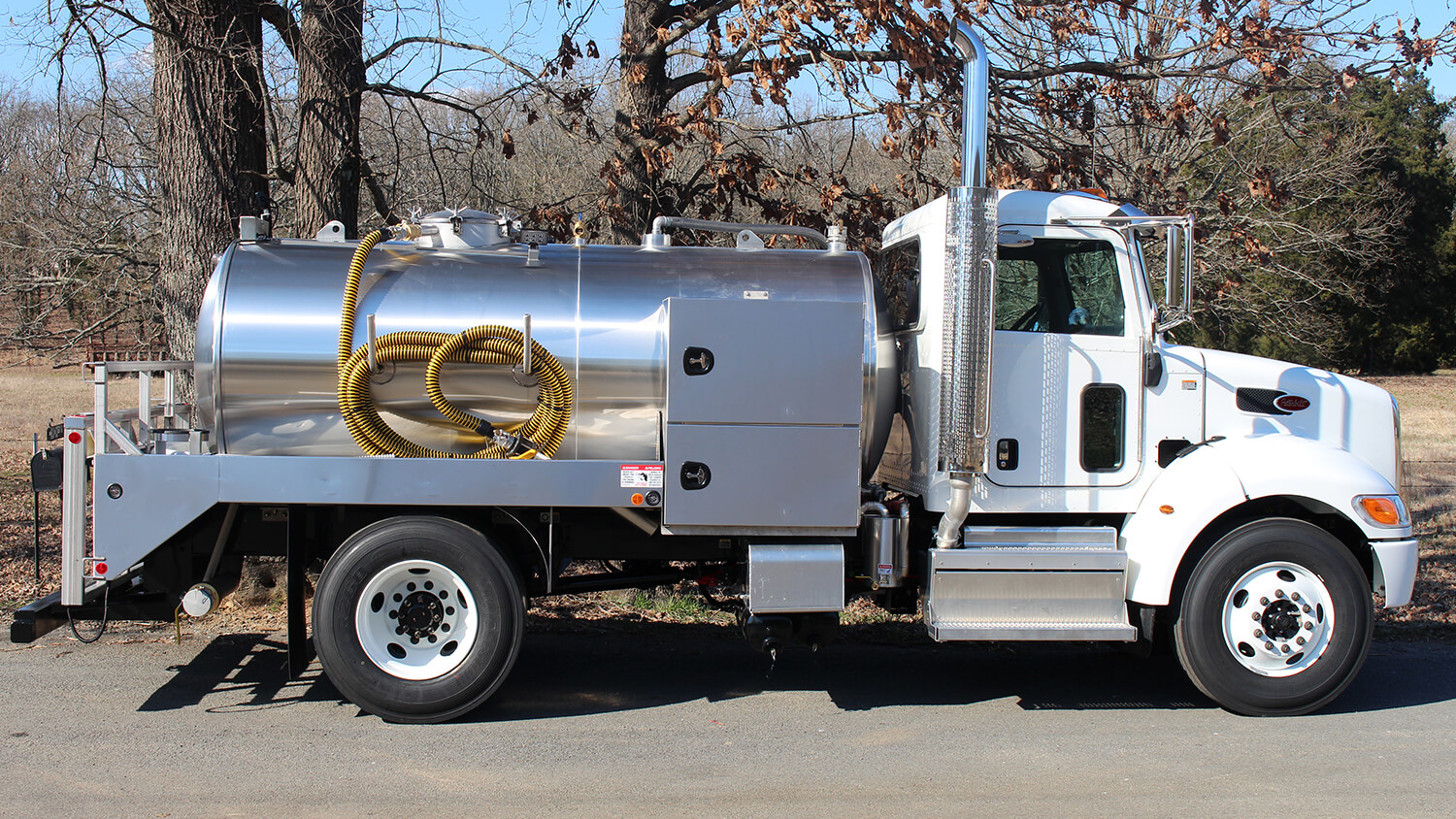 Portable Service Vacuum Trucks Gallery (Under CDL 26000 GVW)