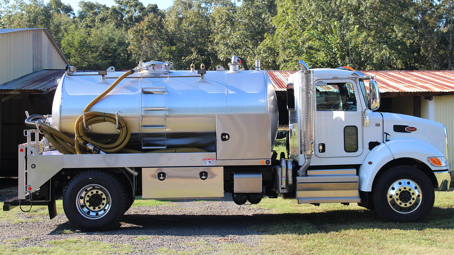 Custom 33000 GVW Truck 2250 Peterbilt 0919